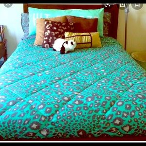 **AURIA1982** Victoria’s Secret pink mint cheetah